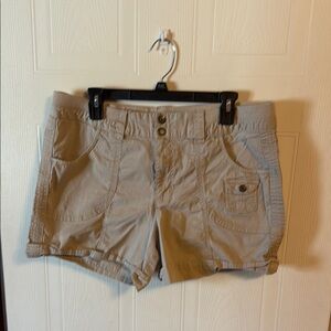 Women’s Casual Utility Shorts - Khaki
